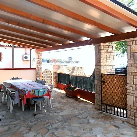 Appartement By The Sea Zambratija, Umag - 7030 *